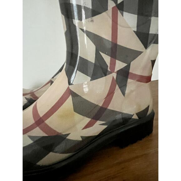 Burberry Round Toe Rubber Rain Boots Beige Women's Size 35 / 5 - Picture 16 of 16